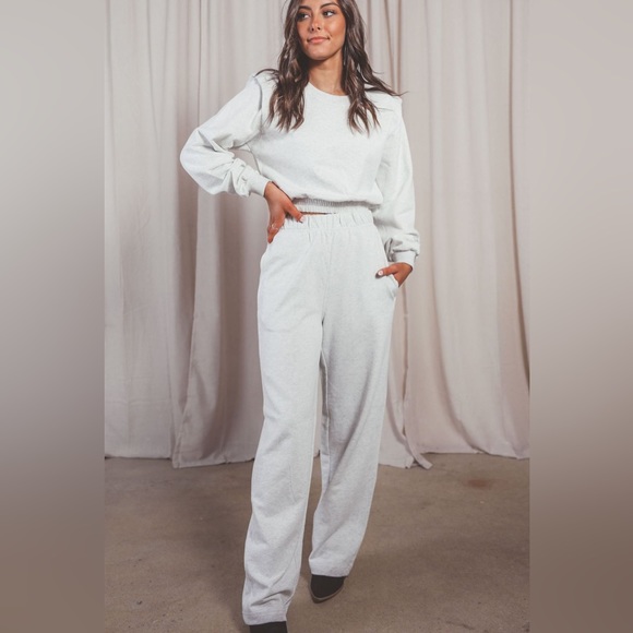 NWT Blank NYC Icicle Sweatpants & Sweatshirt Set - Picture 4 of 11